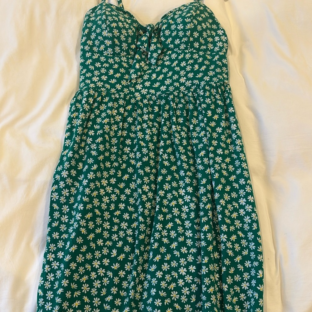 green flower dress with cups